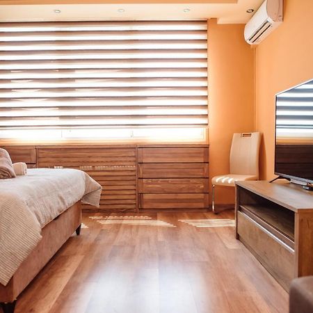 苏博蒂察Lara Apartman公寓 外观 照片