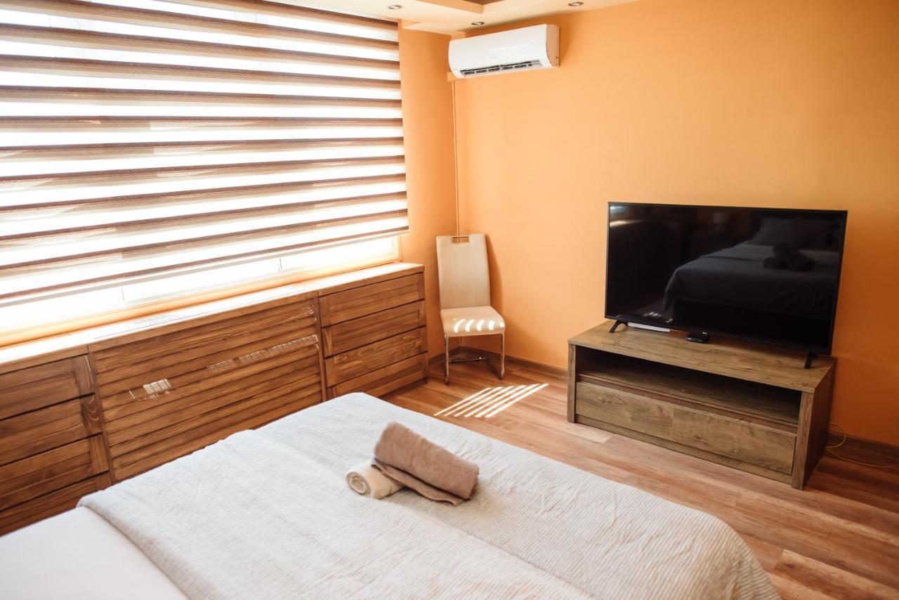 苏博蒂察Lara Apartman公寓 外观 照片