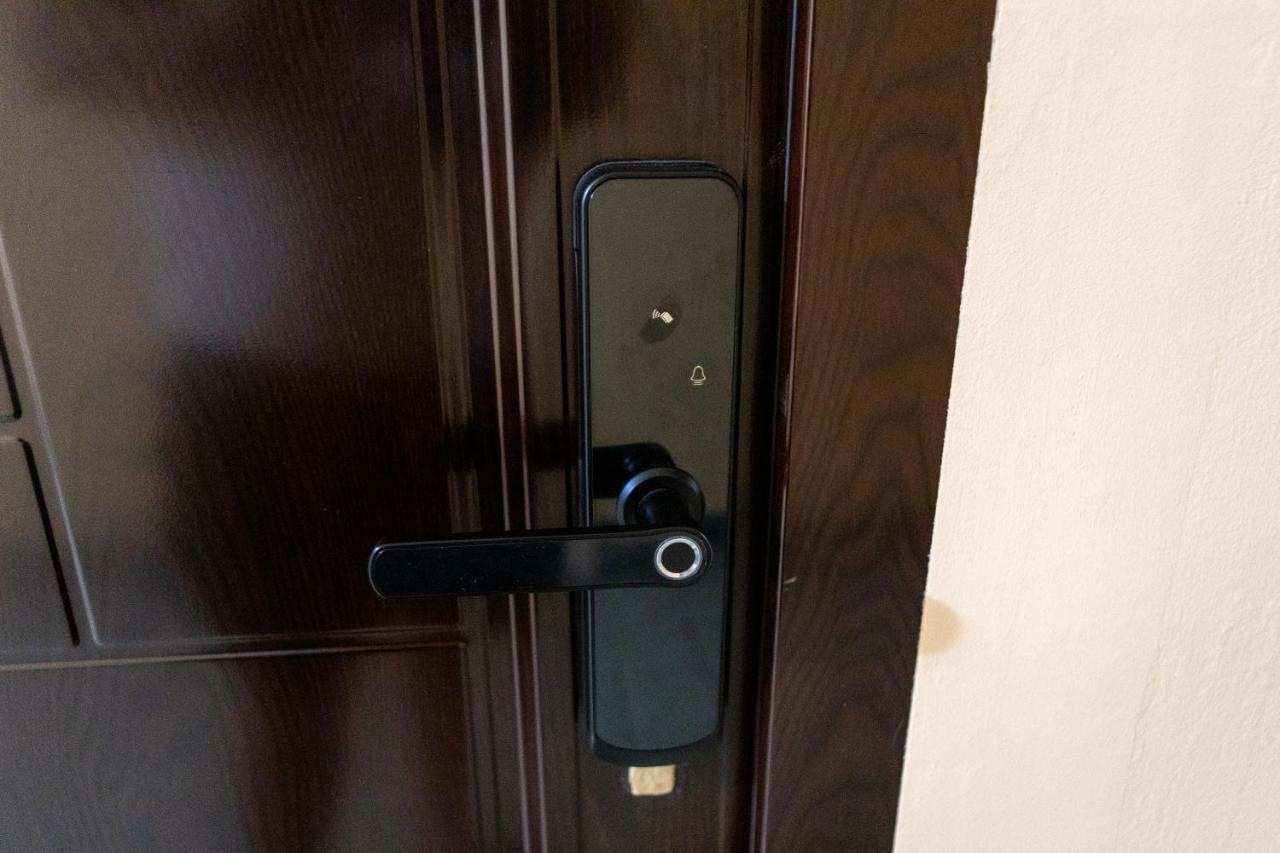 苏博蒂察Lara Apartman公寓 外观 照片